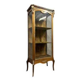 Louis XV style three-sided glass display case in mahogany and gilded bronze, circa 1850