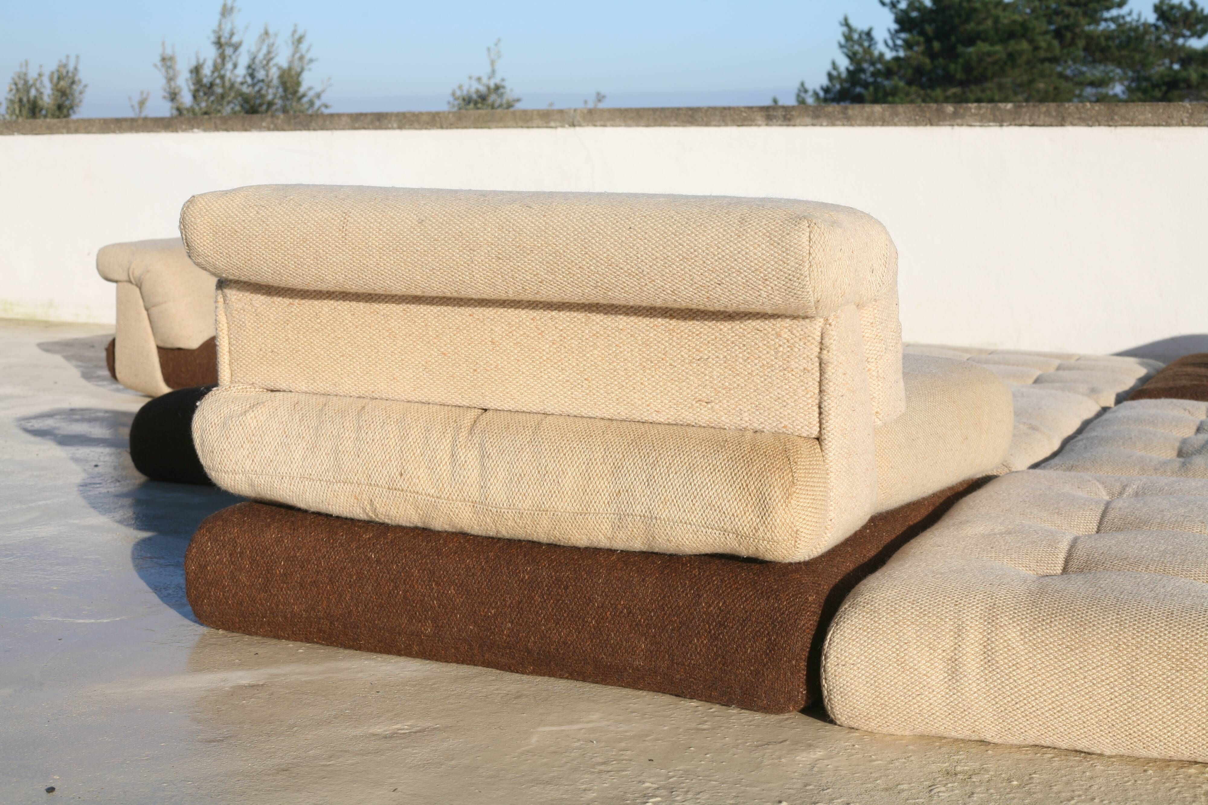 Modular sofa Mah Jong, Hans Hopfer, France, 1971. Roche Bobois Edition.