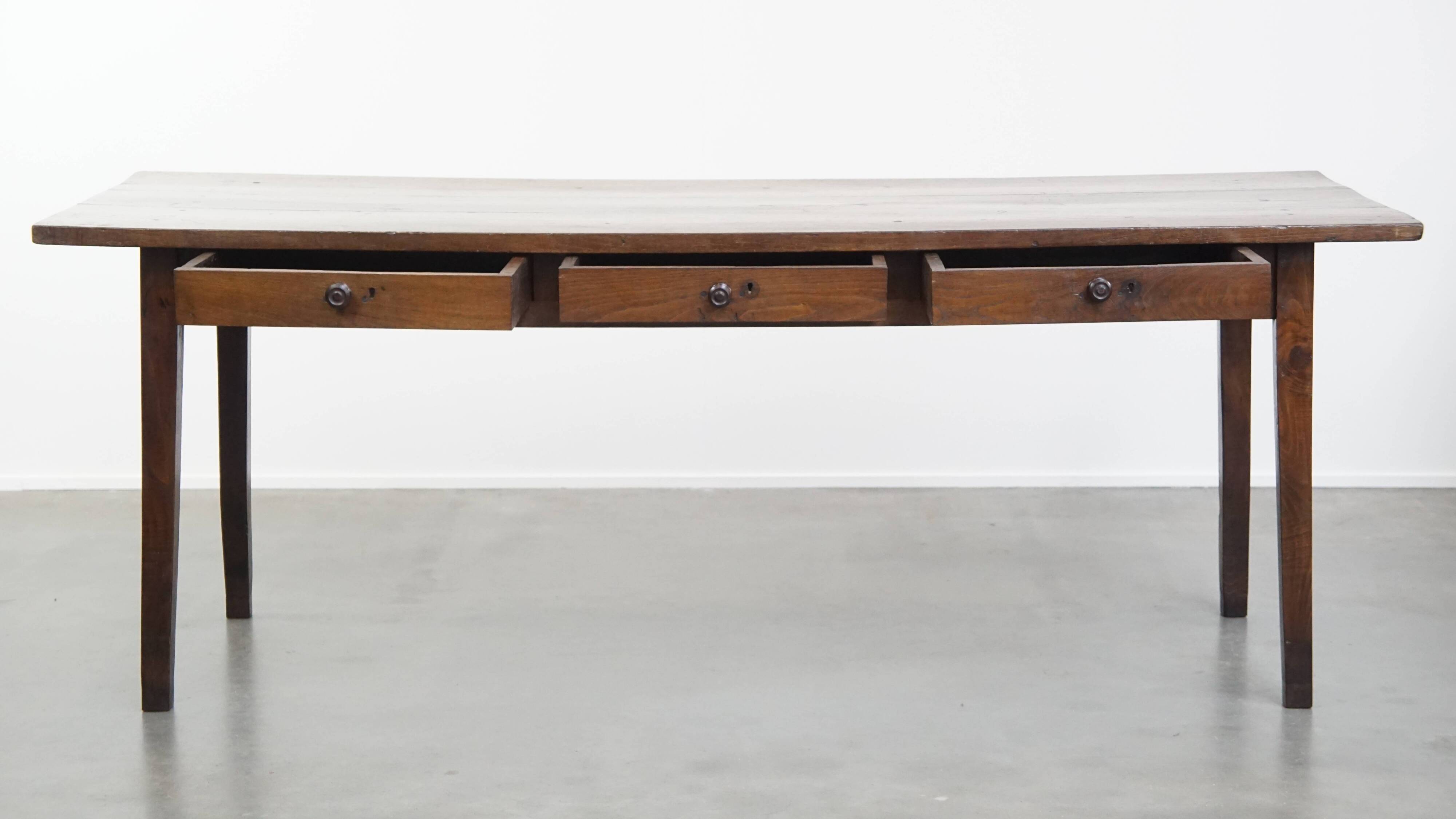 Antique Early 19th Century English 6-Person Dining Table with Walnut Top