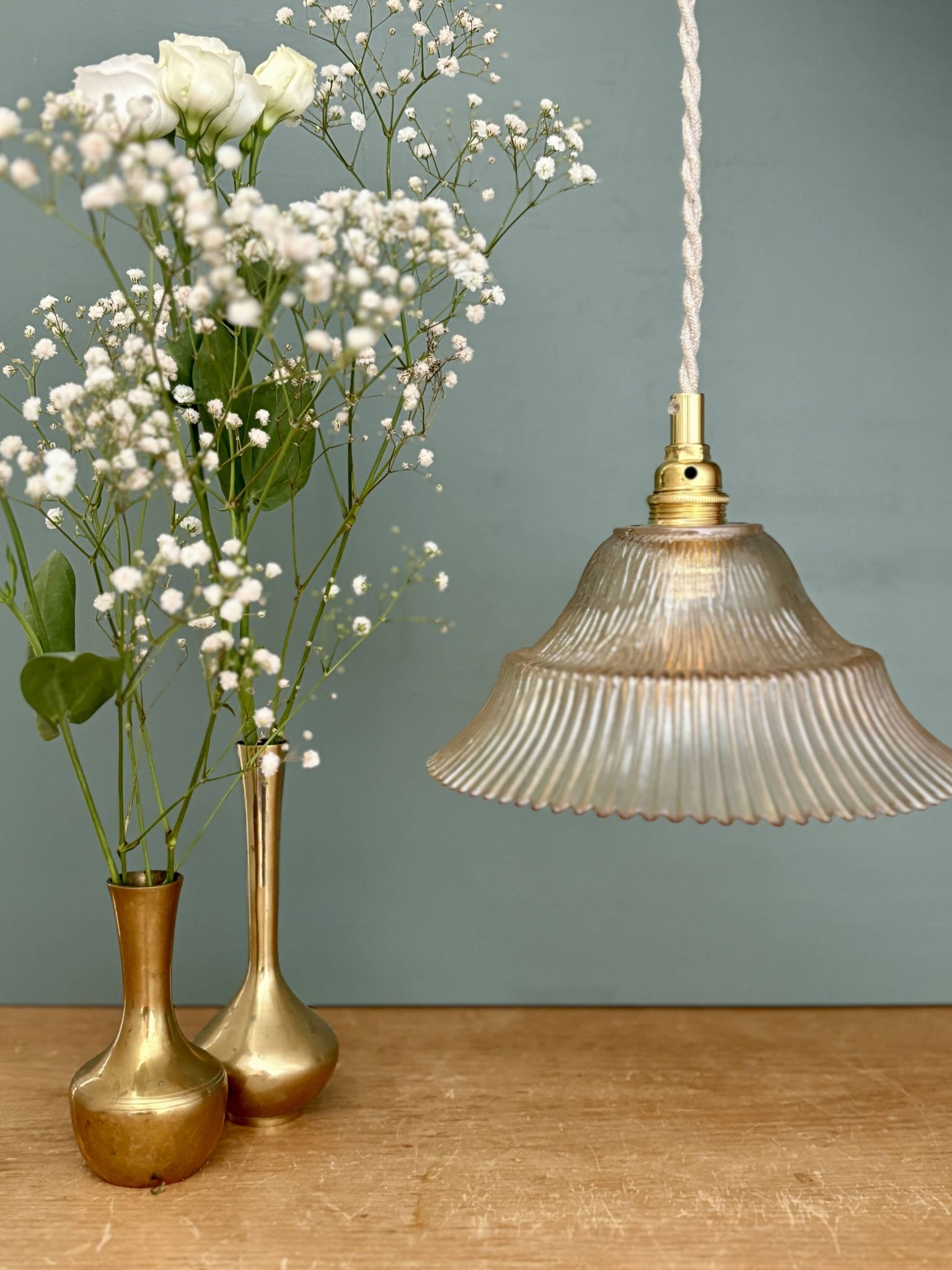 Vintage amber ribbed glass lampshade pendant light