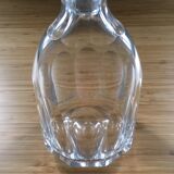 Carafe en verre épais à facettes