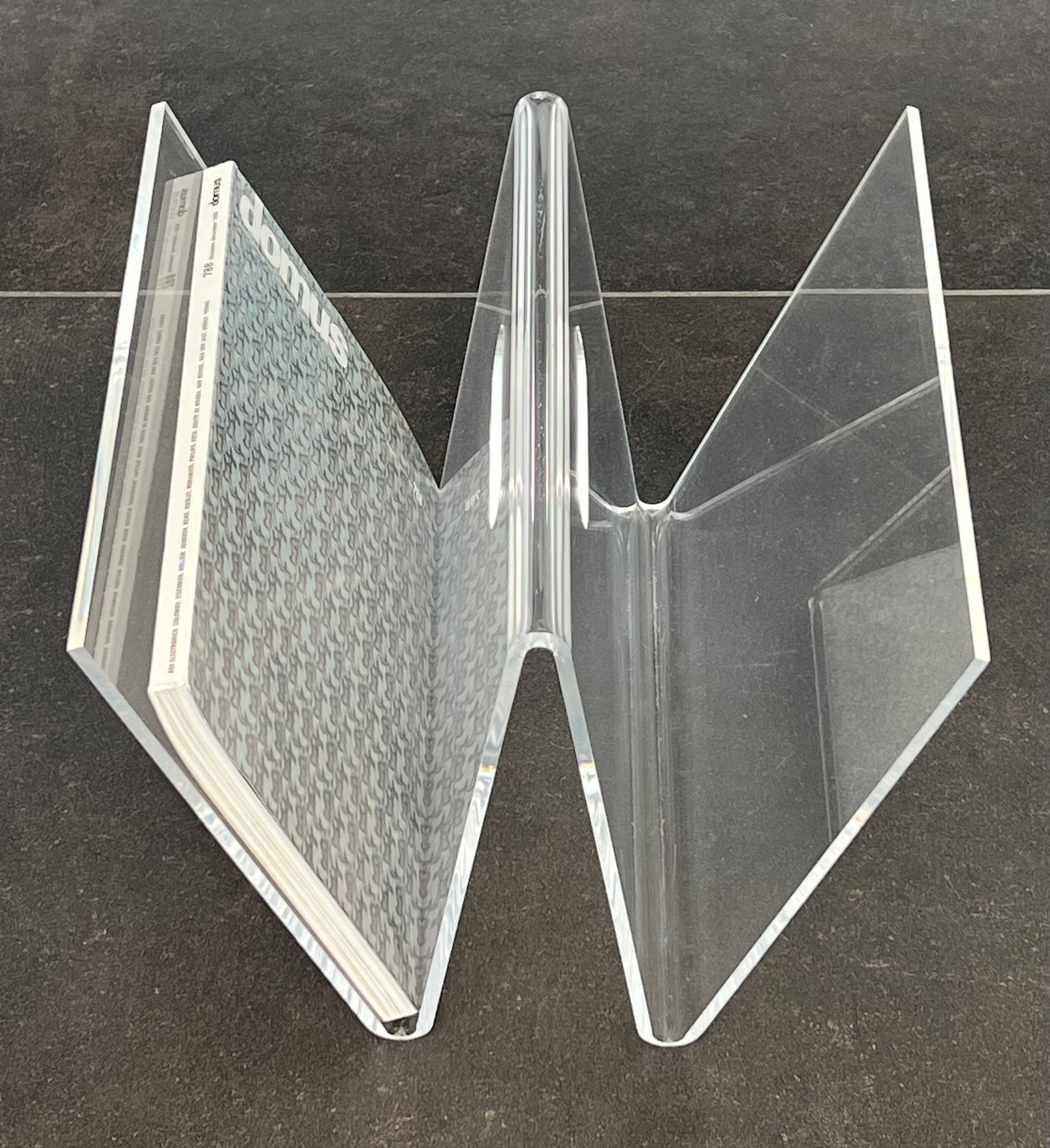 W magazine rack in plexiglass, France 1970s
