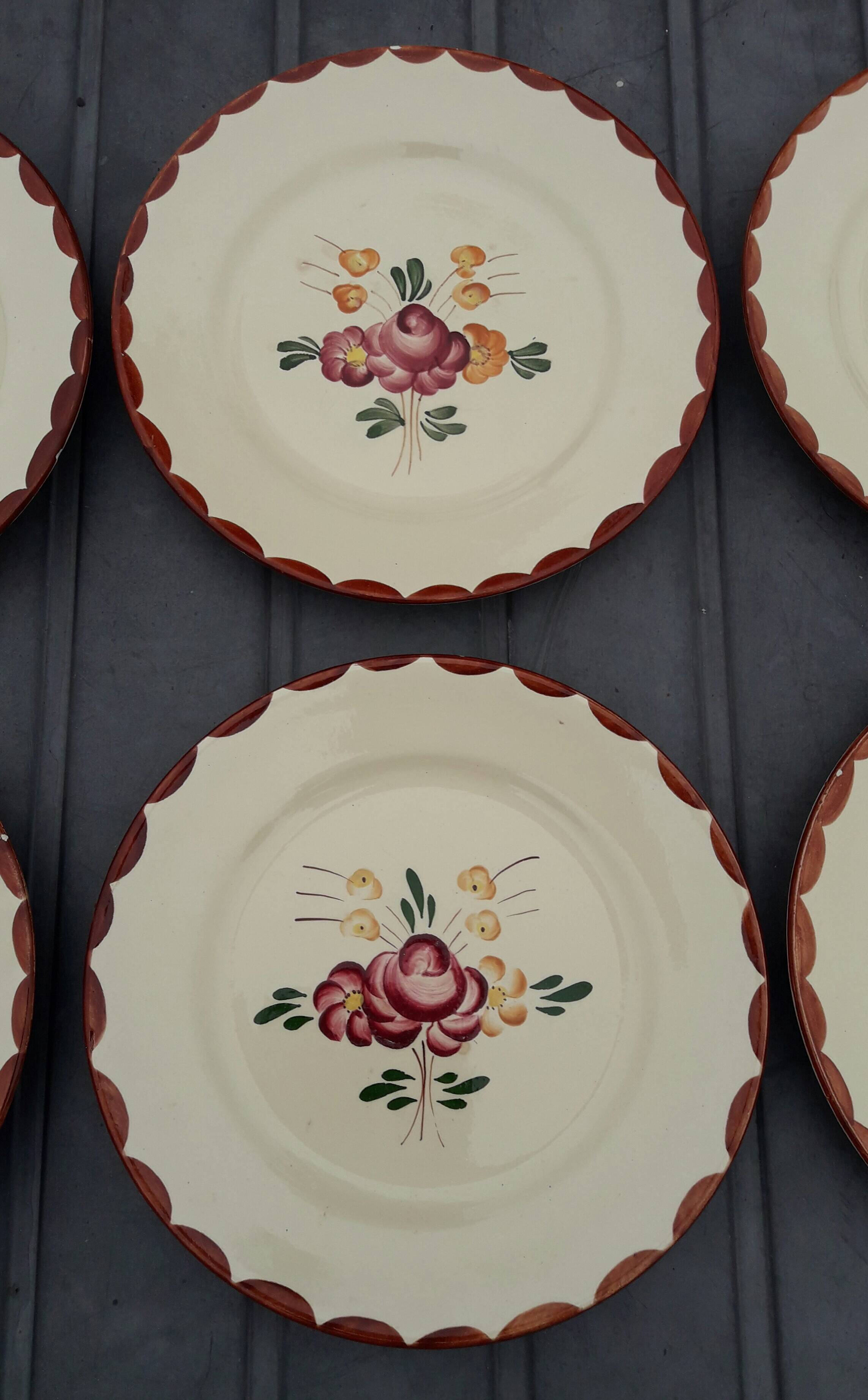 Set of 12 plates faience Longchamp model Agen
