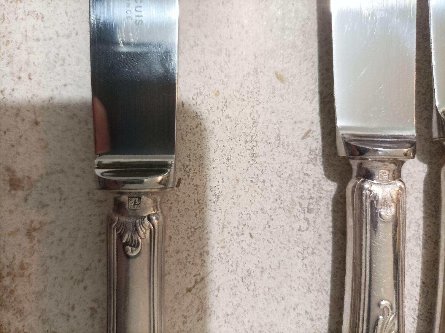 12 table knives Ercuis model Bary