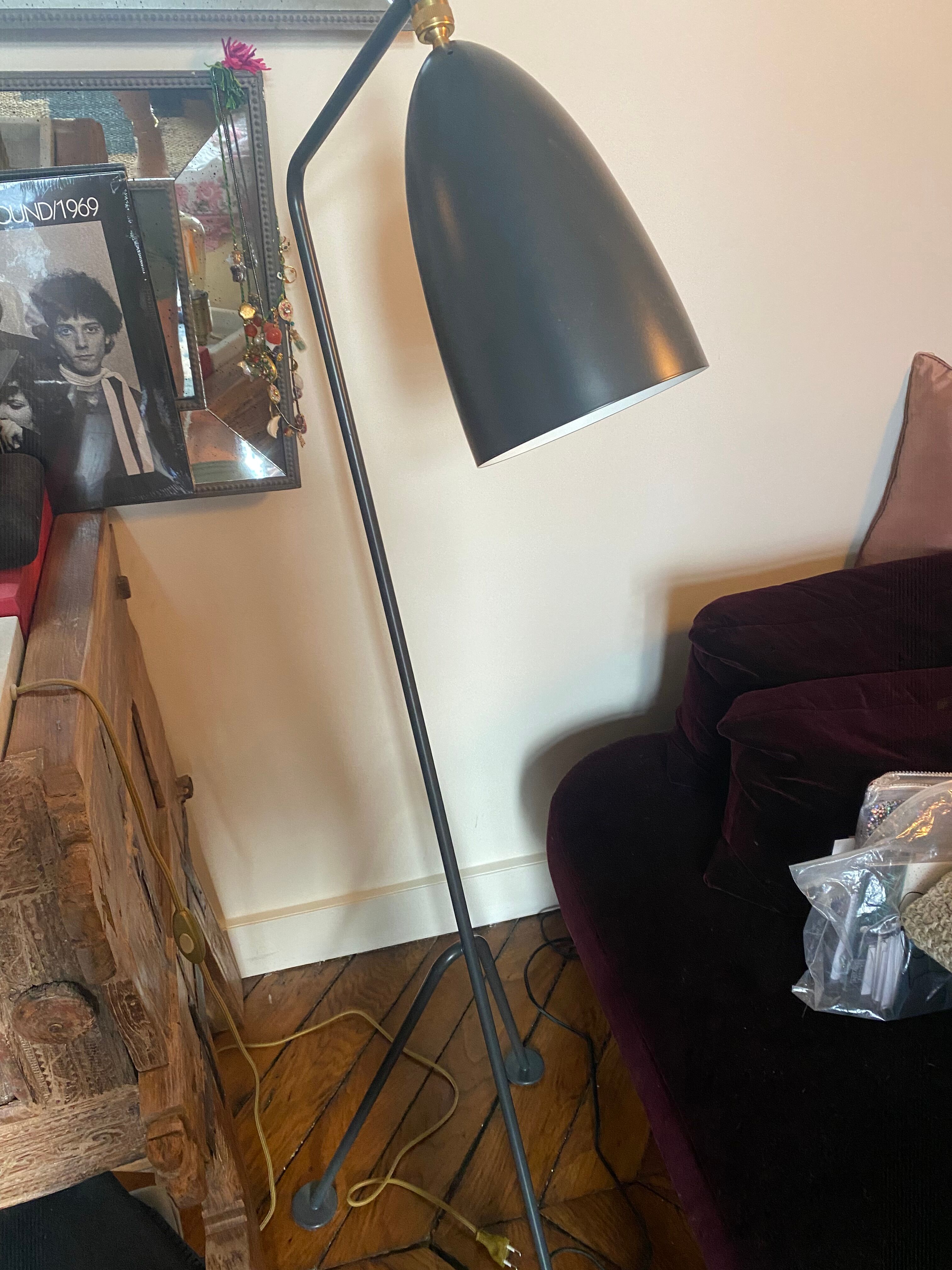 Floor lamp anthracite grey Gubi Grossman Grässhoppa collection