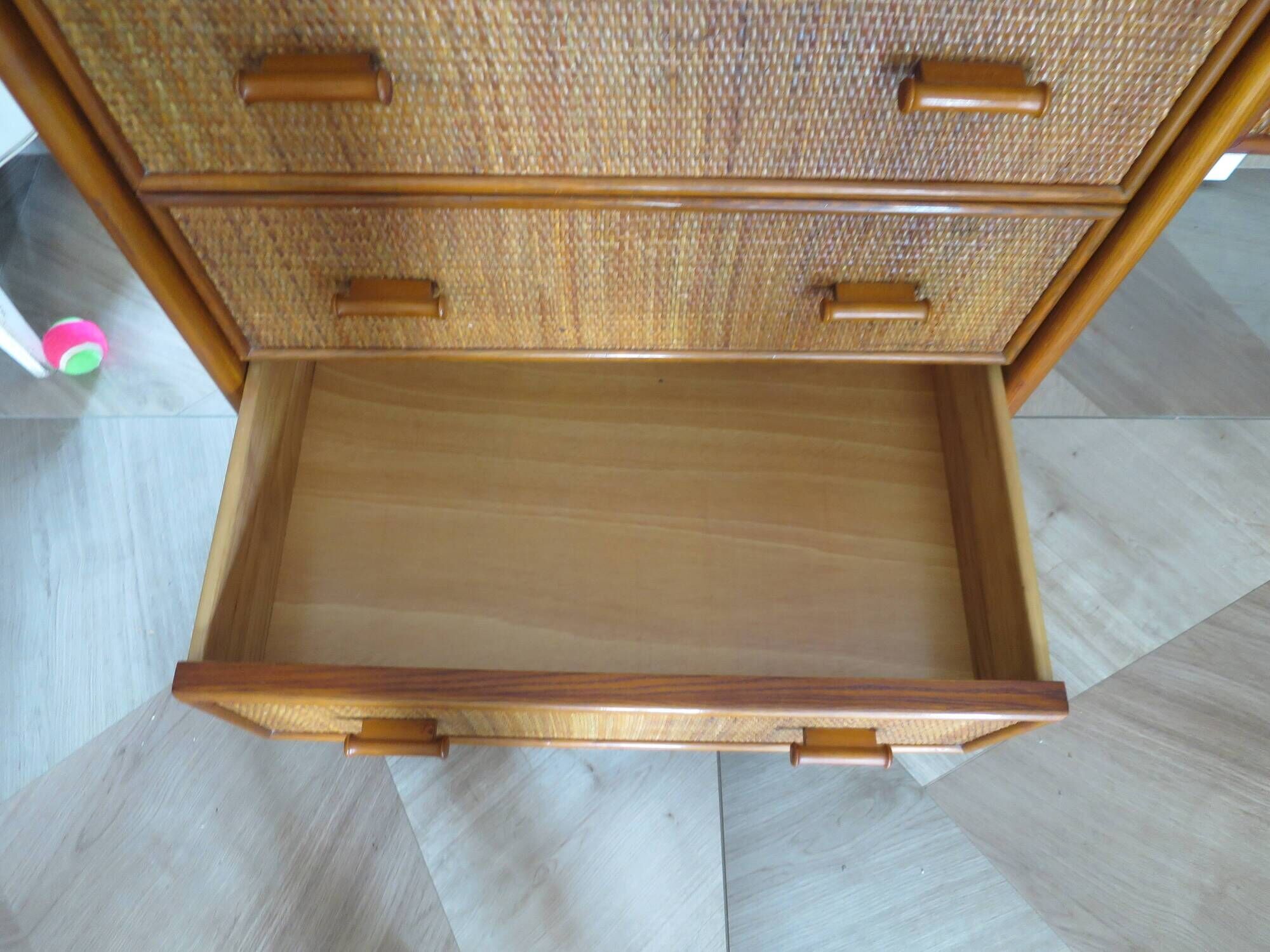 Vintage cane rattan desk with a large top and 5 drawers - 1960s/70s.