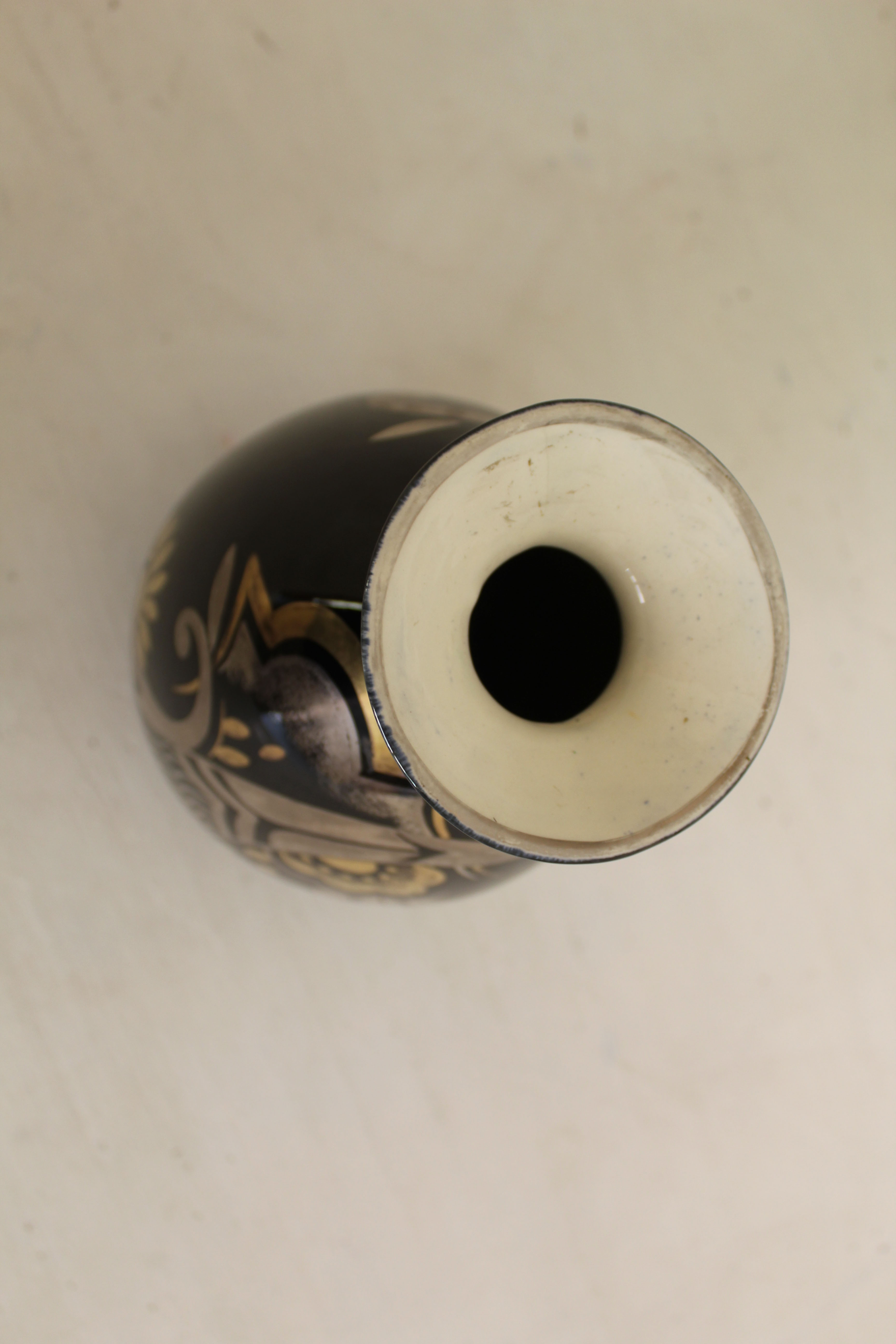 Art deco vases signed Bosh, Made in Belgium "D 1780-945"