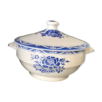 Antique vegetable dish / soup tureen in Sarreguemines earthenware