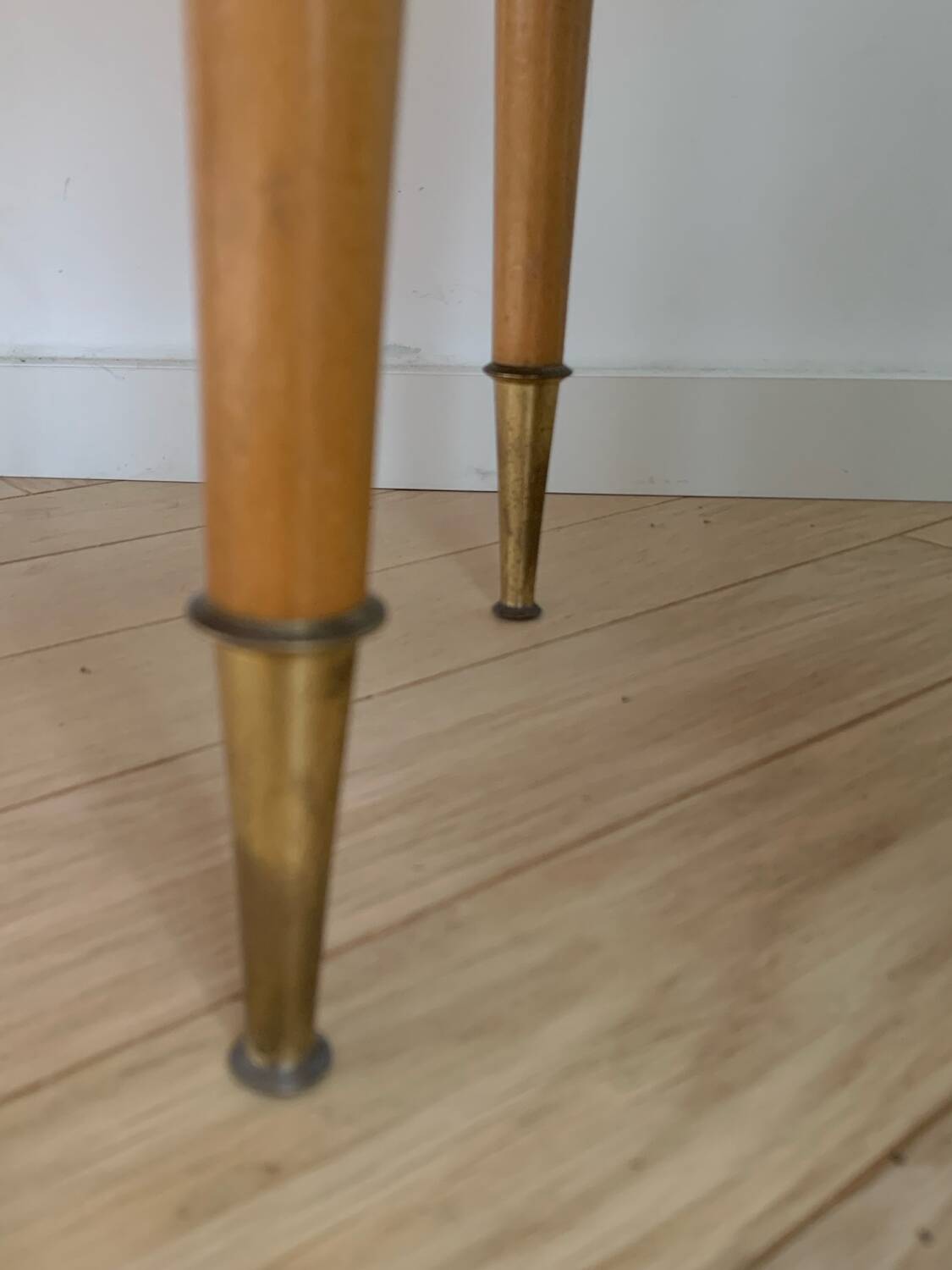 Coffee table with compass legs