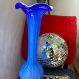 Vase beak corolla vintage blown glass