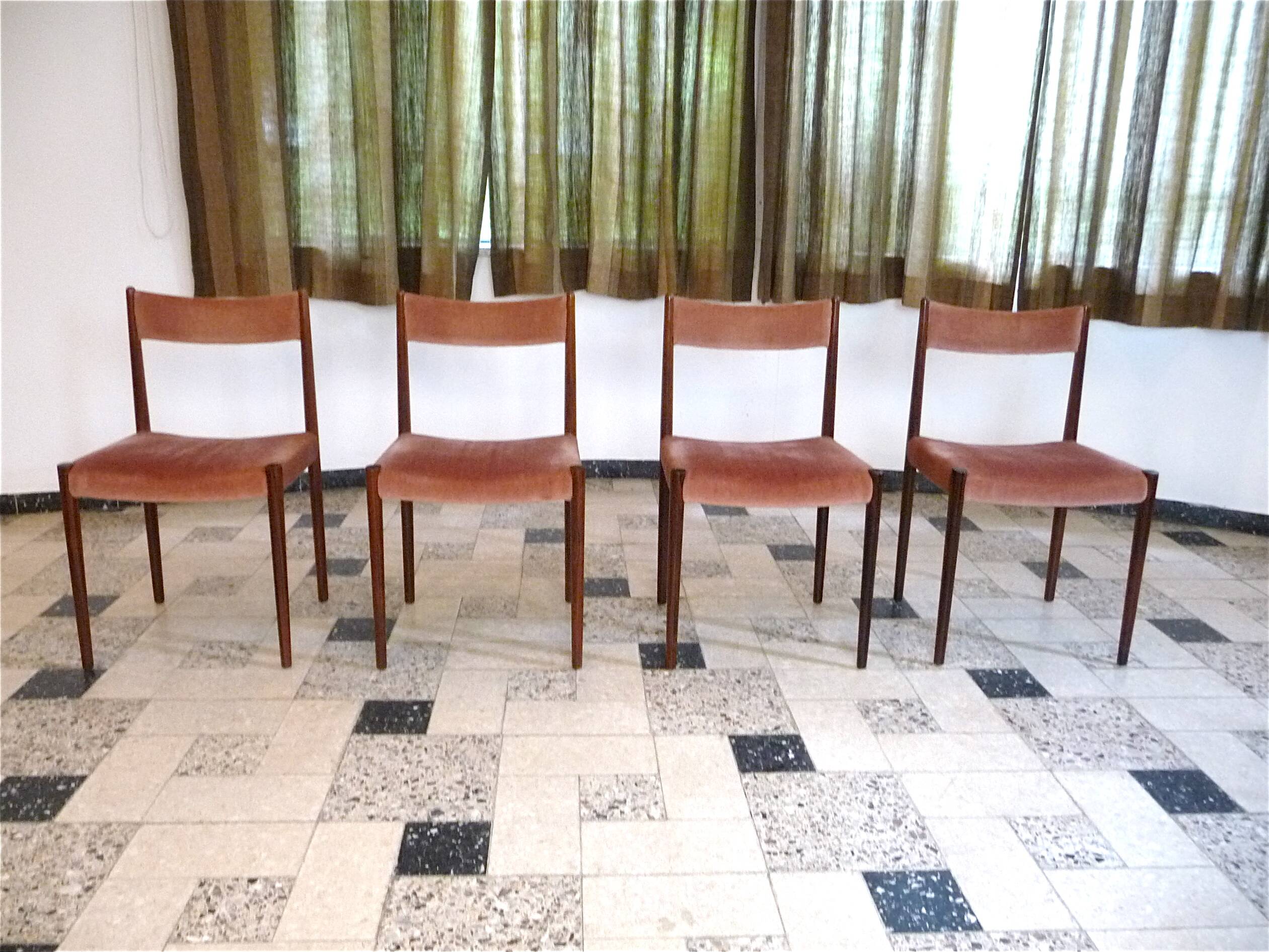 Set of 4 Velvet Dining Chairs in Walnut from Lübke, Germany 1960s