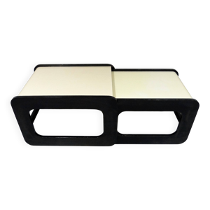 Ensemble de 2 tables