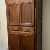 Cabinet in walnut of the nineteenth century