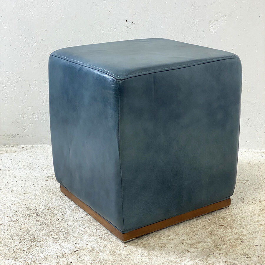 Vintage pouf 70's skaï bleu