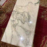 Table basse laiton et marbre blanc style Louis XVI