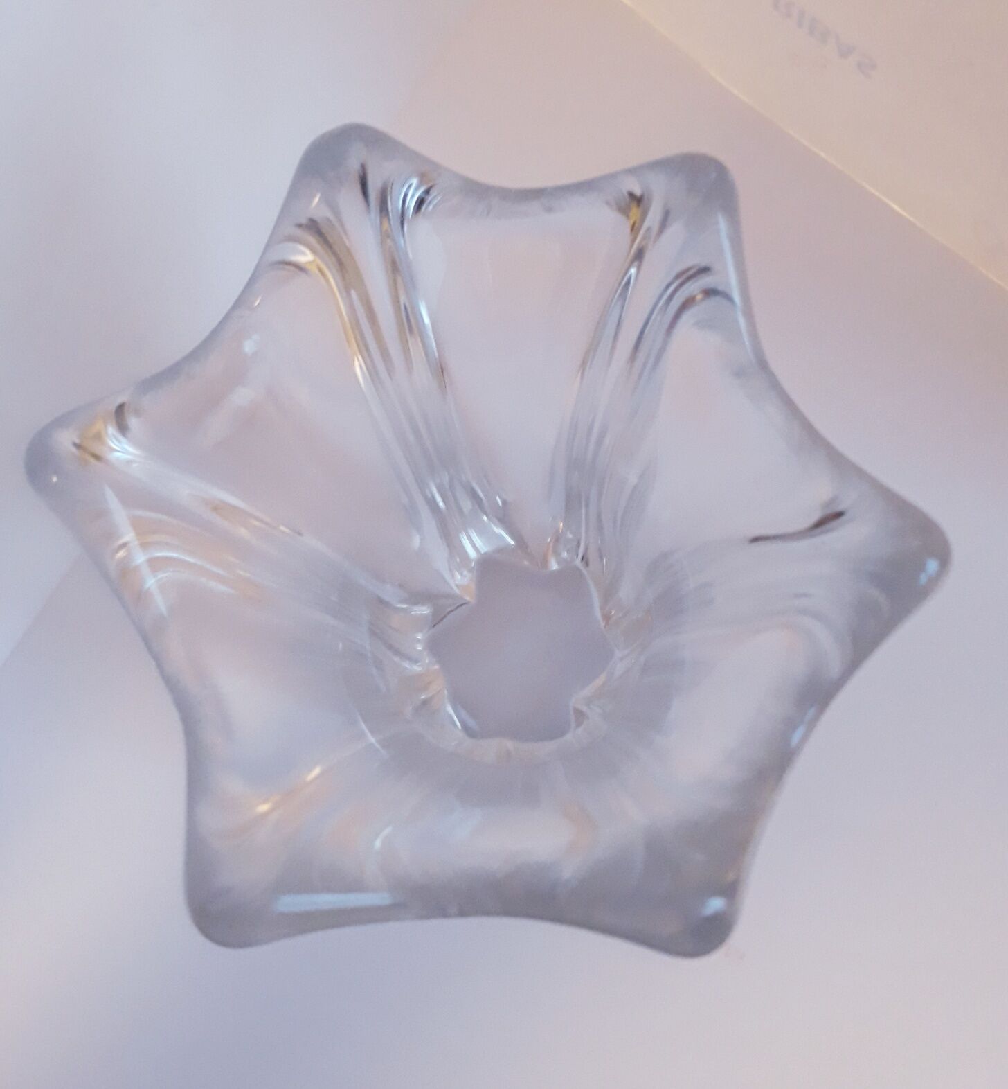 Vase en cristal signé Daum France