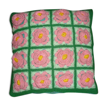 Cushion hook green pink yellow 40x40