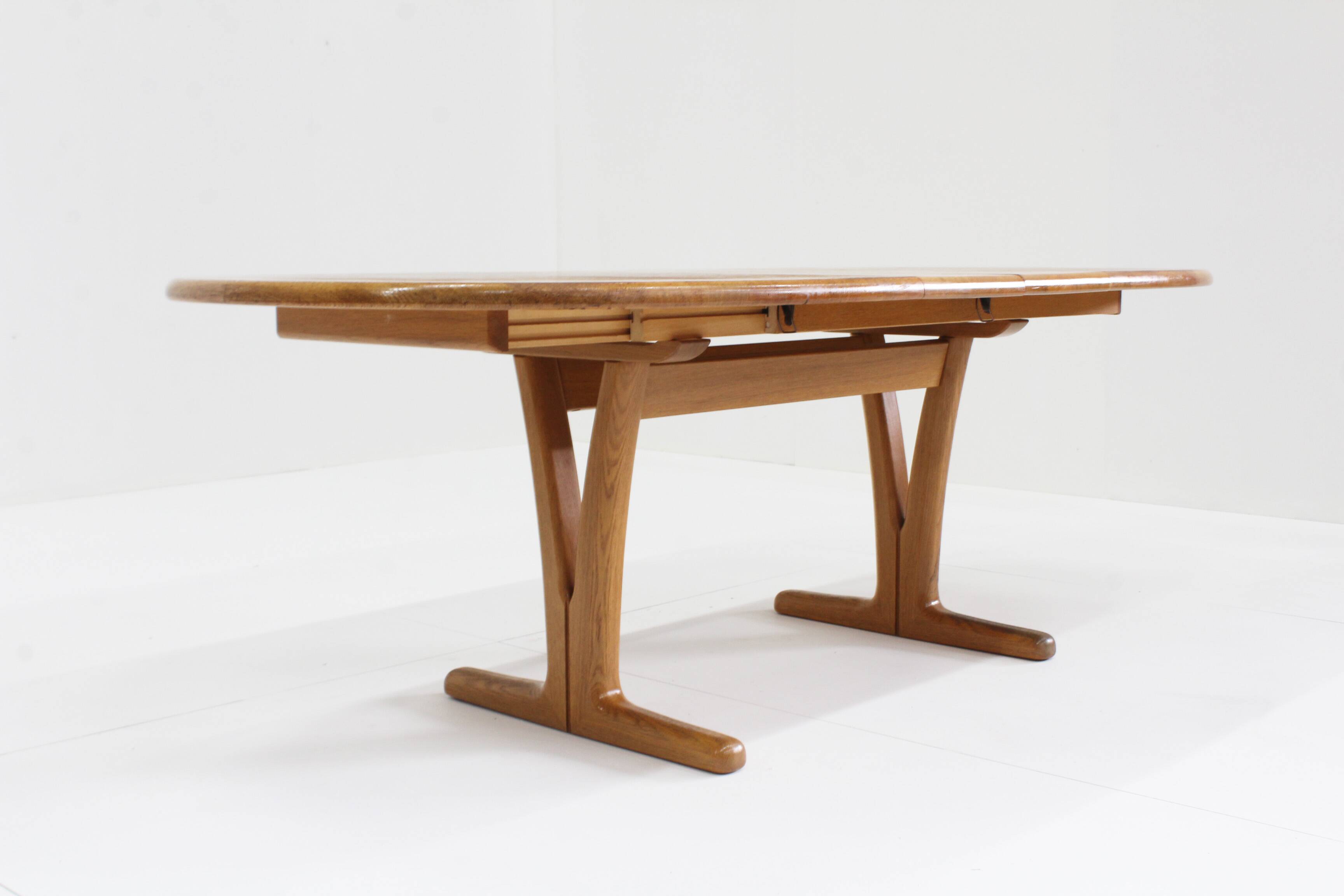 Vintage Danish extendable dining table solid wood Holstebro Mobilfabrik