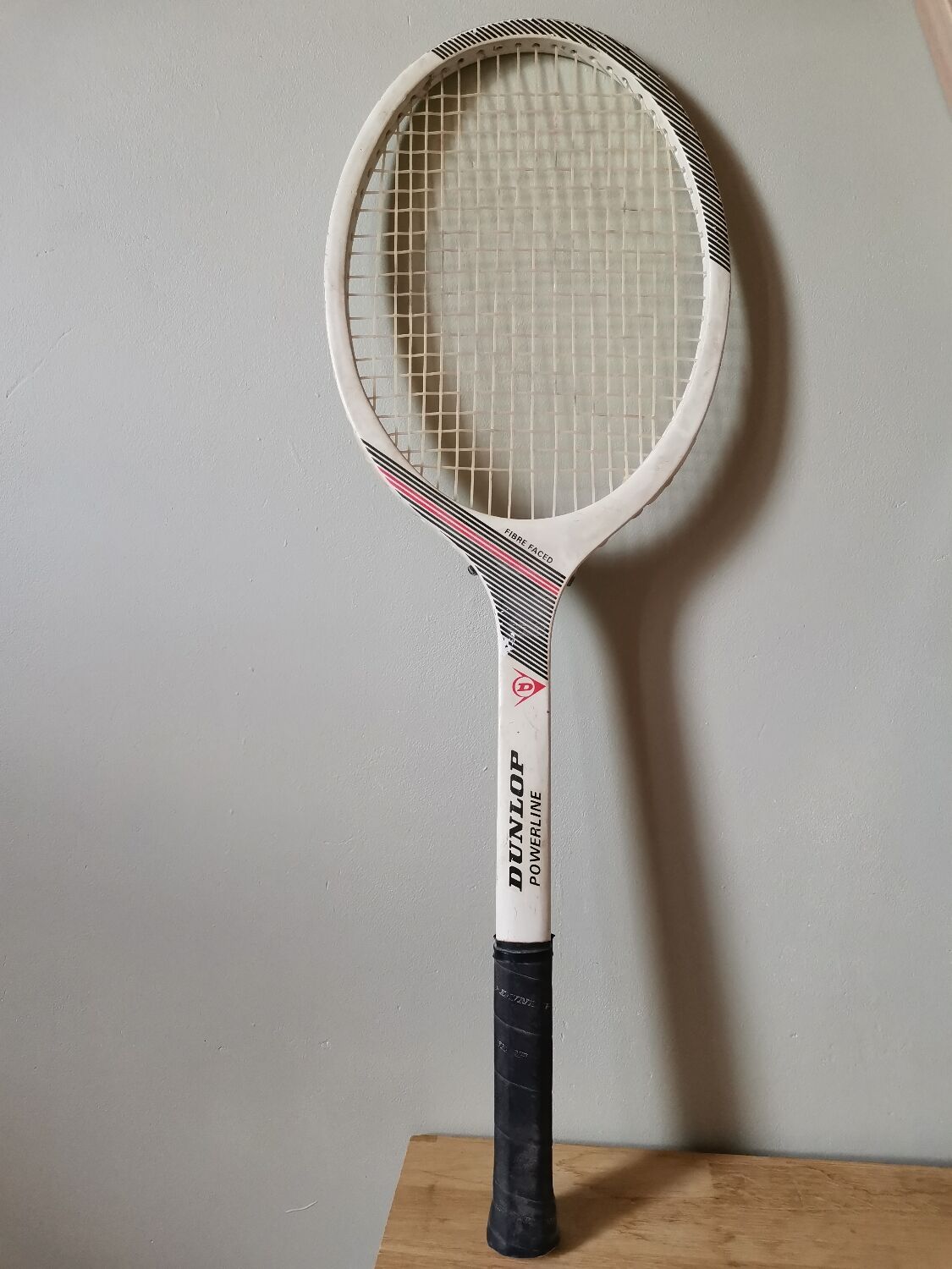 Raquette Tennis Bois Dunlop D Line International + Presse Dunlop - Vintage, Bon état
