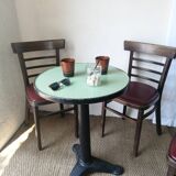 Set of 8 bistro chairs in vintage red wood and leatherette.