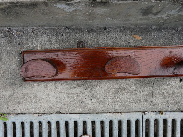 Porte manteau bois 6 patères industriel ou d'école