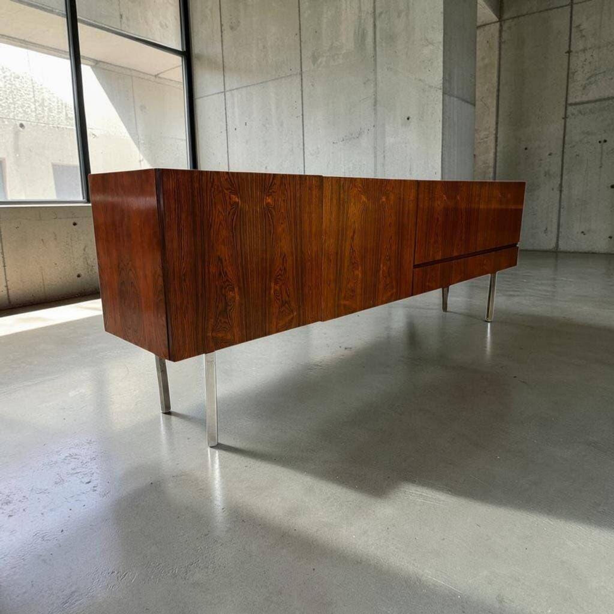 Vintage XL high buffet/wardrobe in rosewood