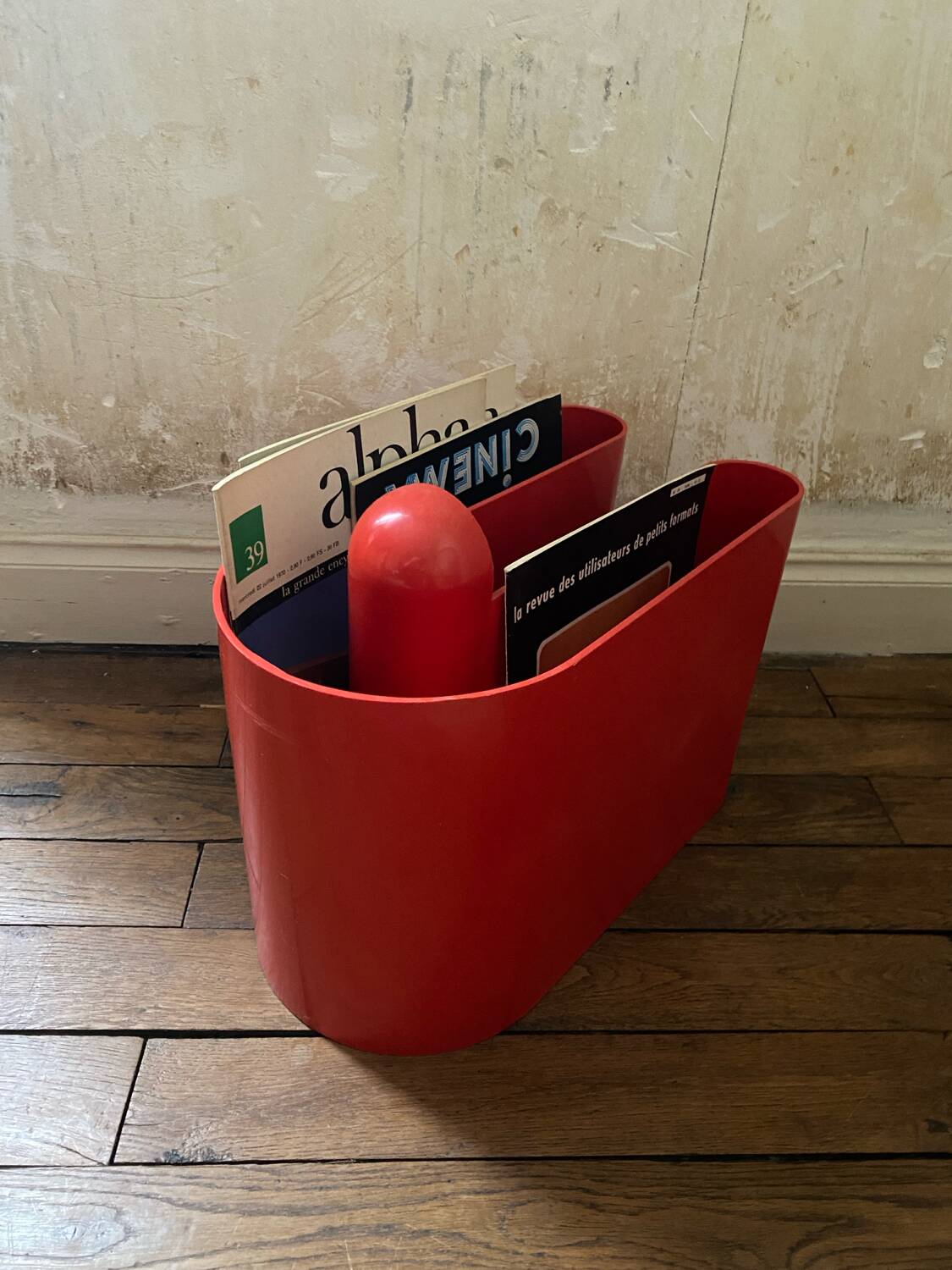 Magazine holder Rodolfo Bonetto space age 1960