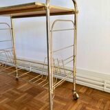 Scalable gold brass vinyl holder