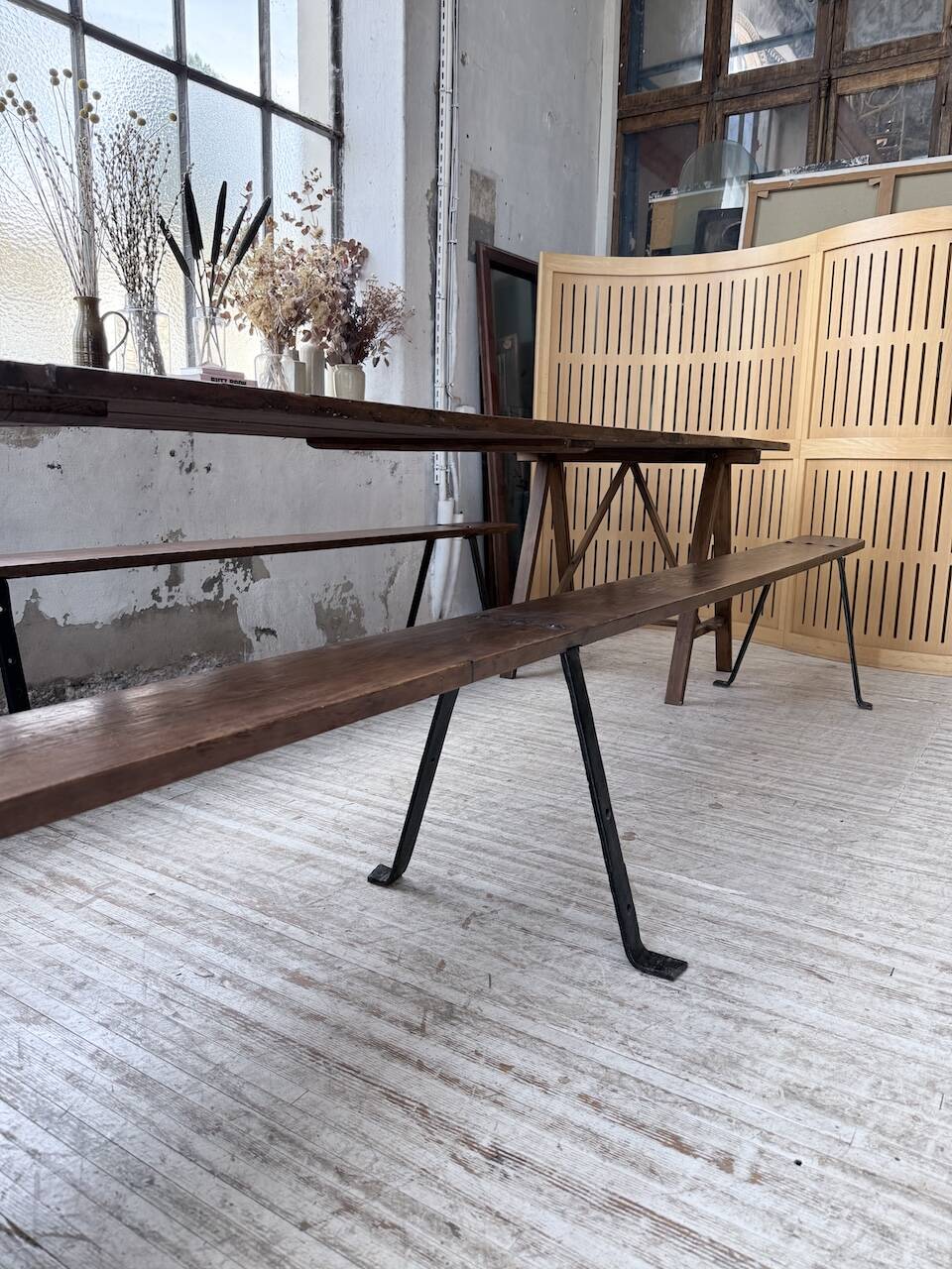 XXL trestle farm table 4m and its benches