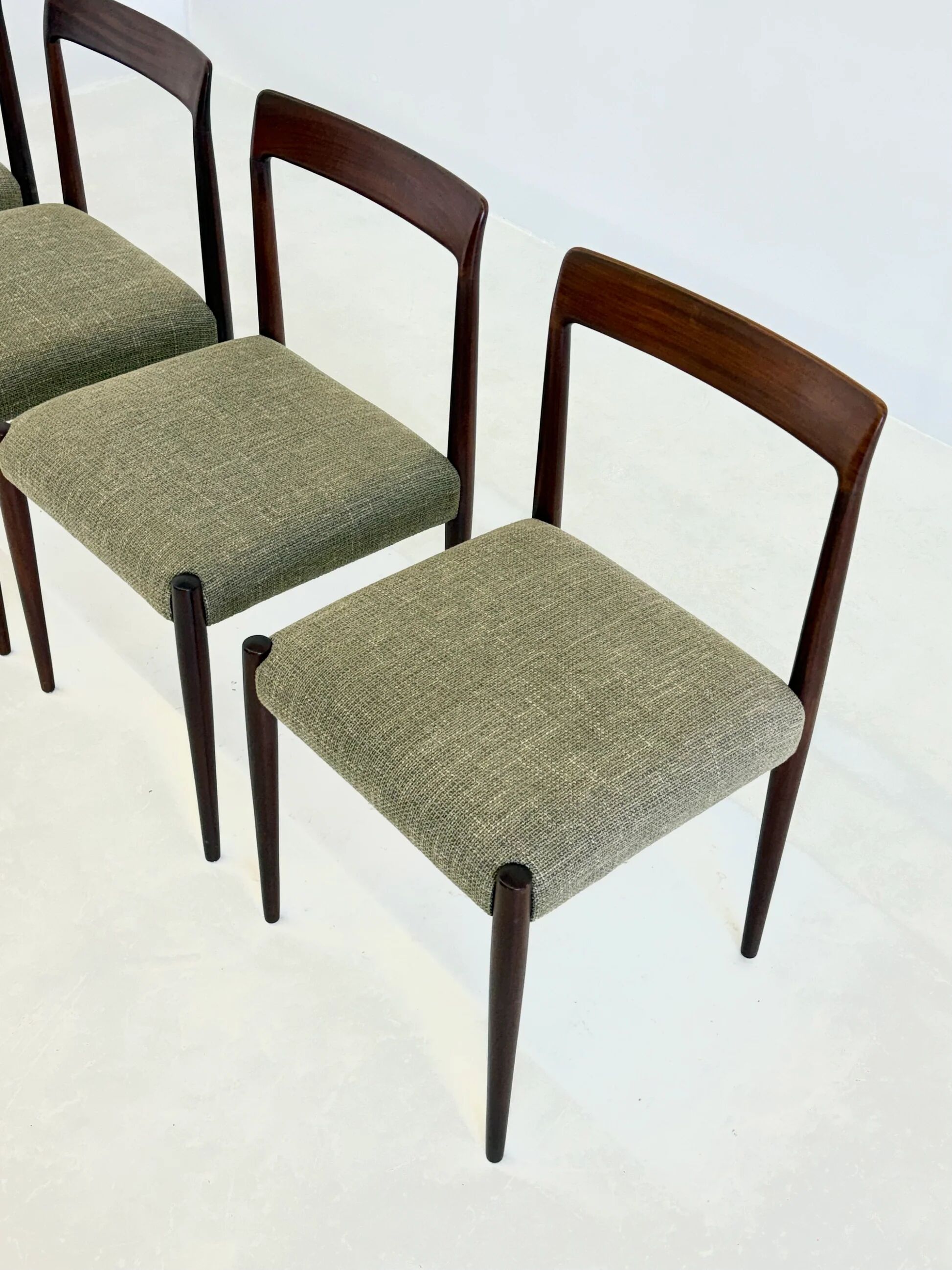 Set of 4 Lübke dining chairs with rosewood