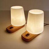 Paire de lampes scandinaves vintage, bois et verre