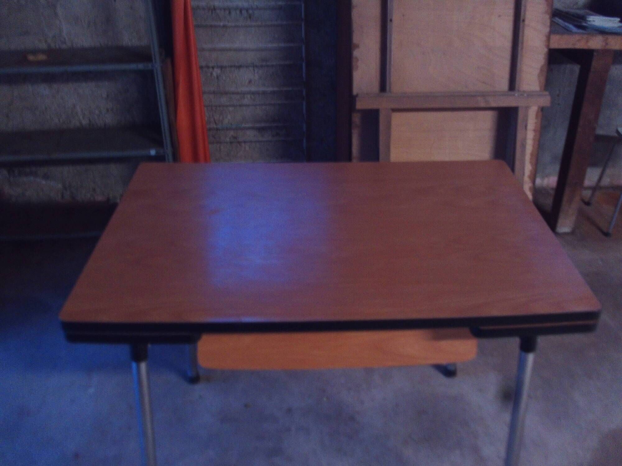 Formica table