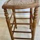 Ancien tabouret de bar en bois
