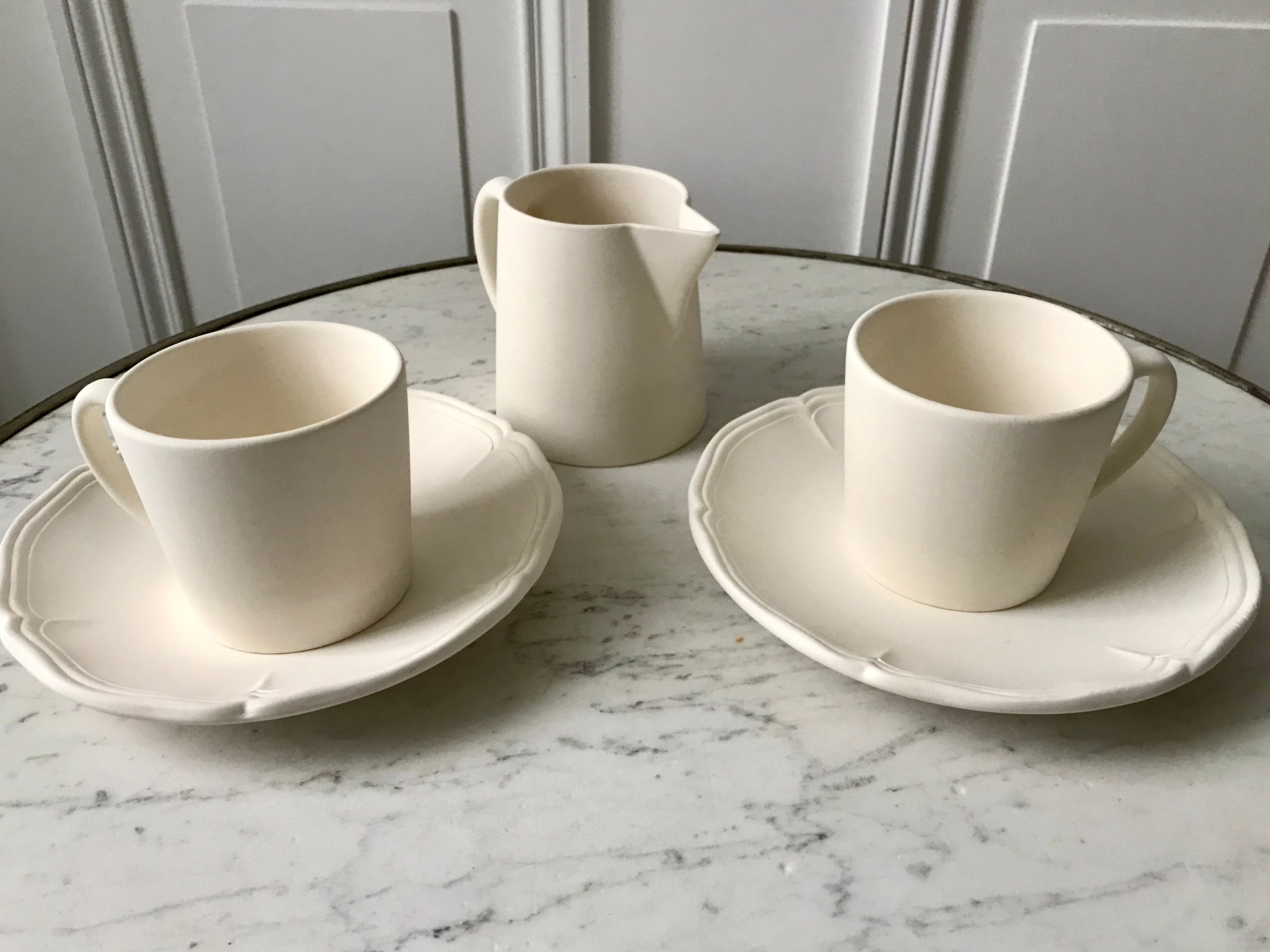 Duo of coffee cups and a Longchamp sugar bowl in 80s biscuit