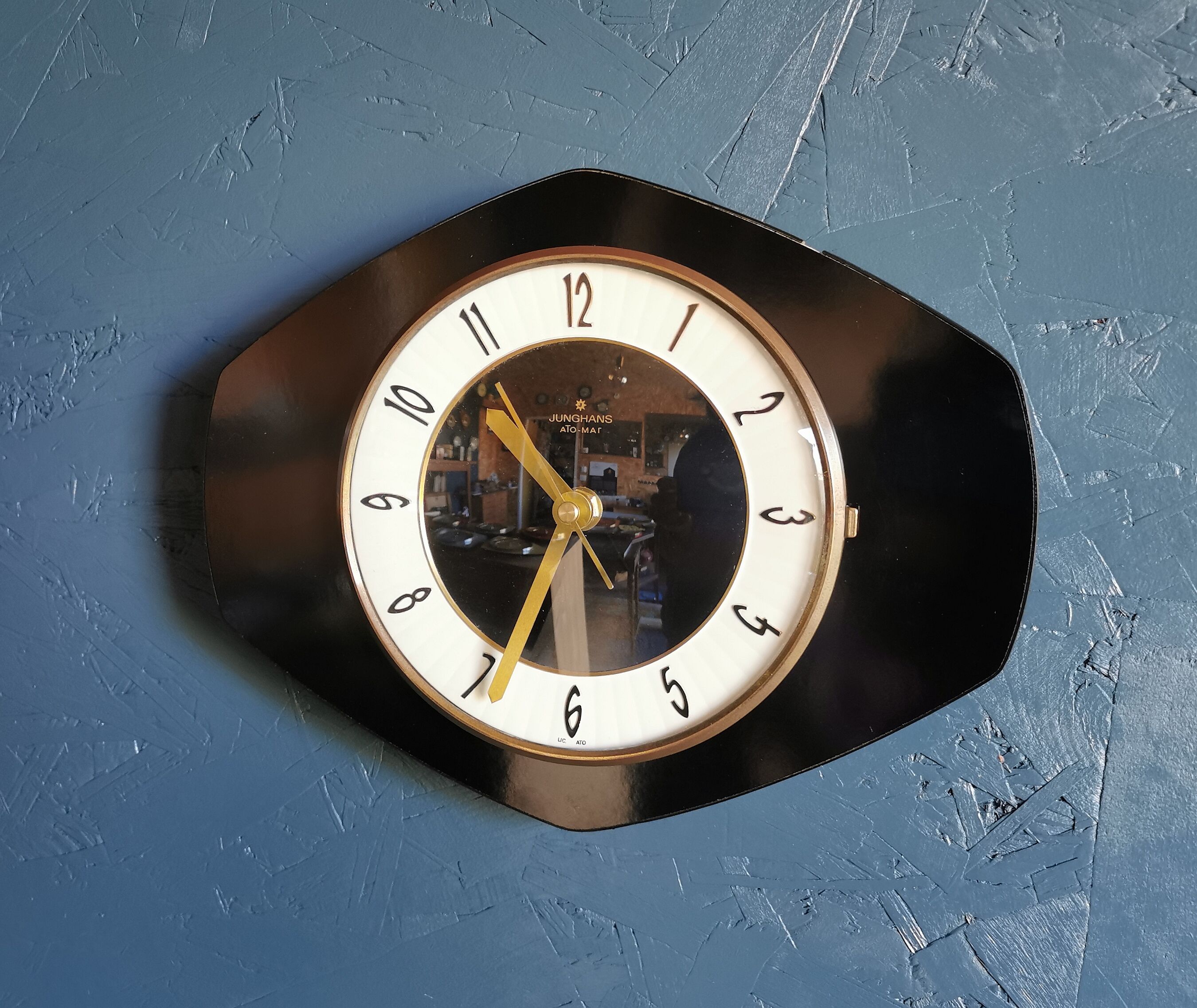 Vintage formica clock silent wall clock "Junghans golden black"