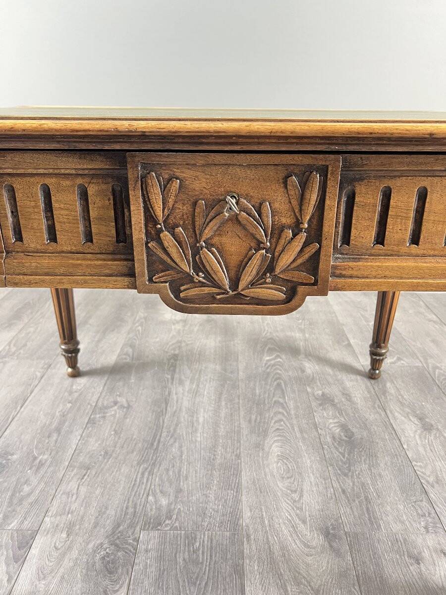 Bureau de style Louis XVI, XXe siècle