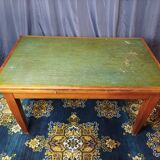 Vintage oak extendable table