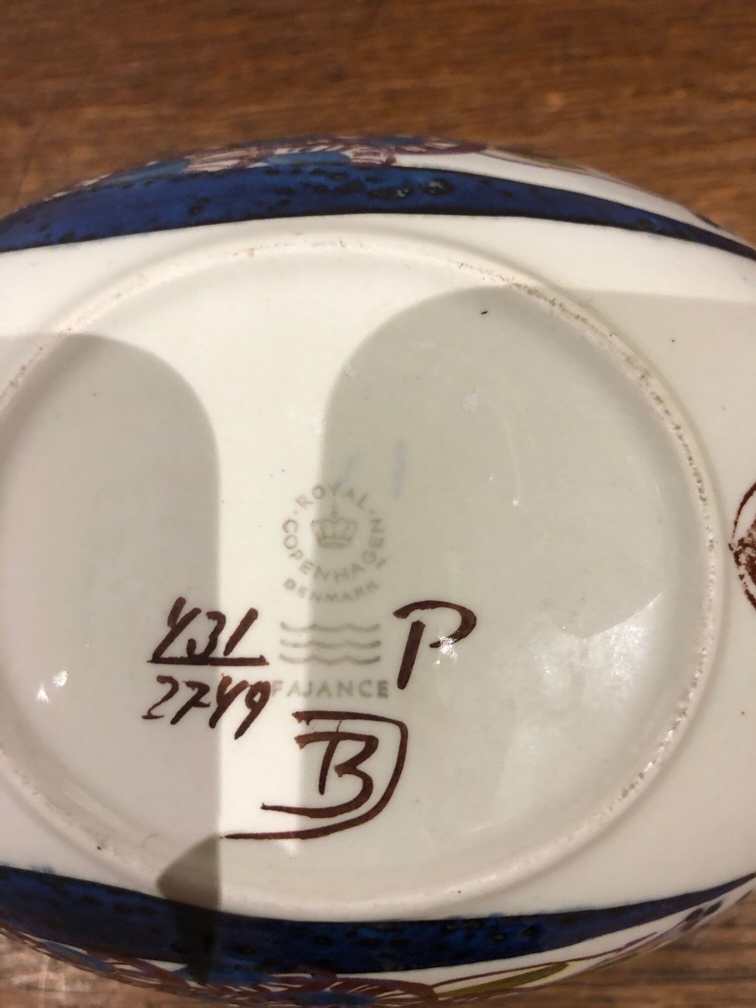 rare ceramic bird Royal Copenhagen design Berte Jessen