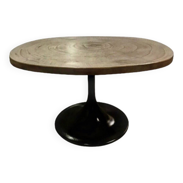 Vintage coffee table tulip foot.