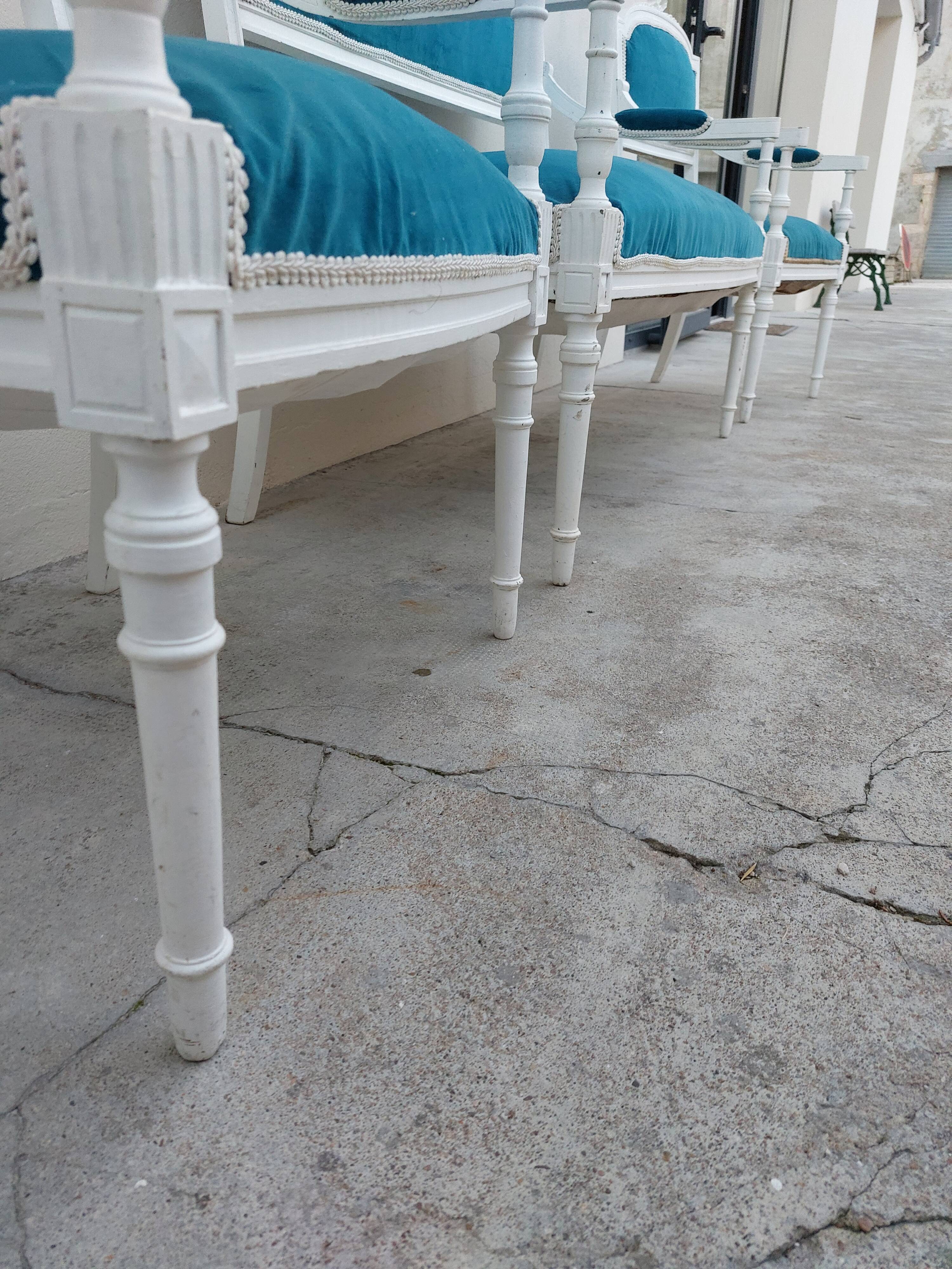 Louis XVI style living room set with bench and 2 armchairs