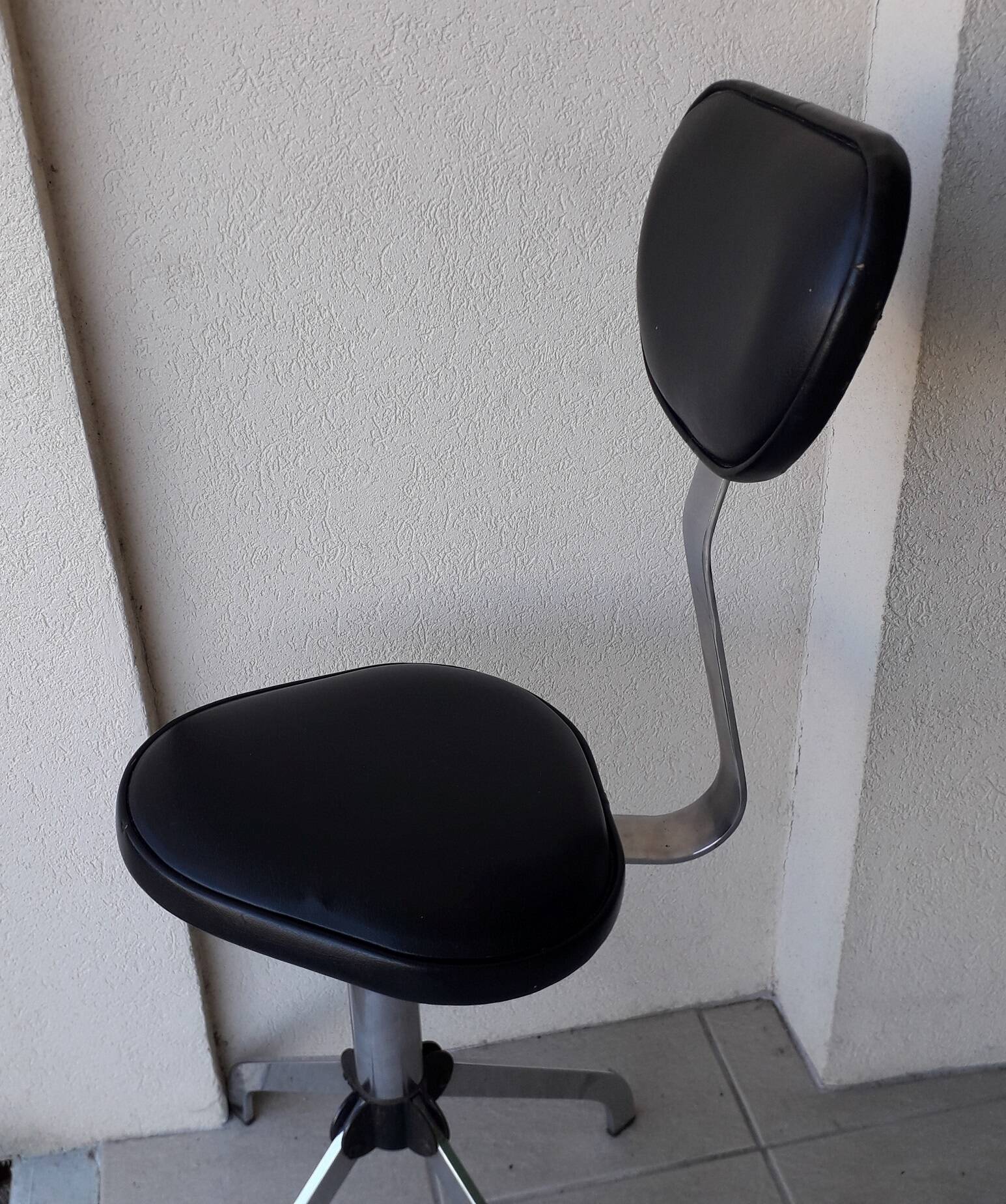 Chaise d'architecte