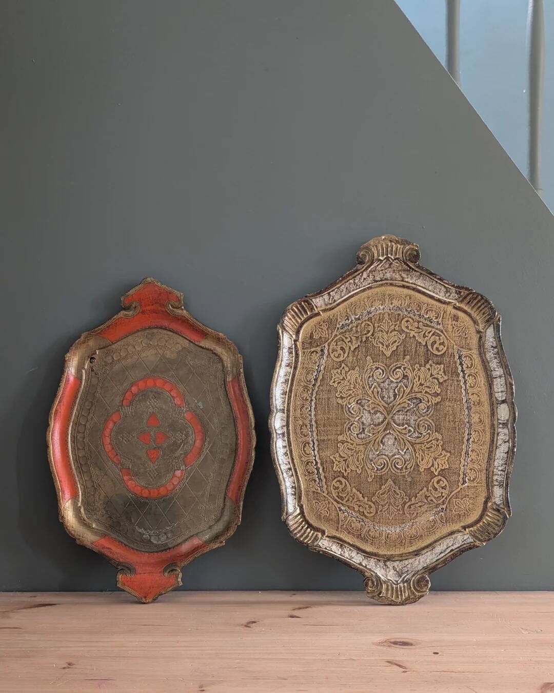 Gold and white Florentine tray – 49 x 33 cm