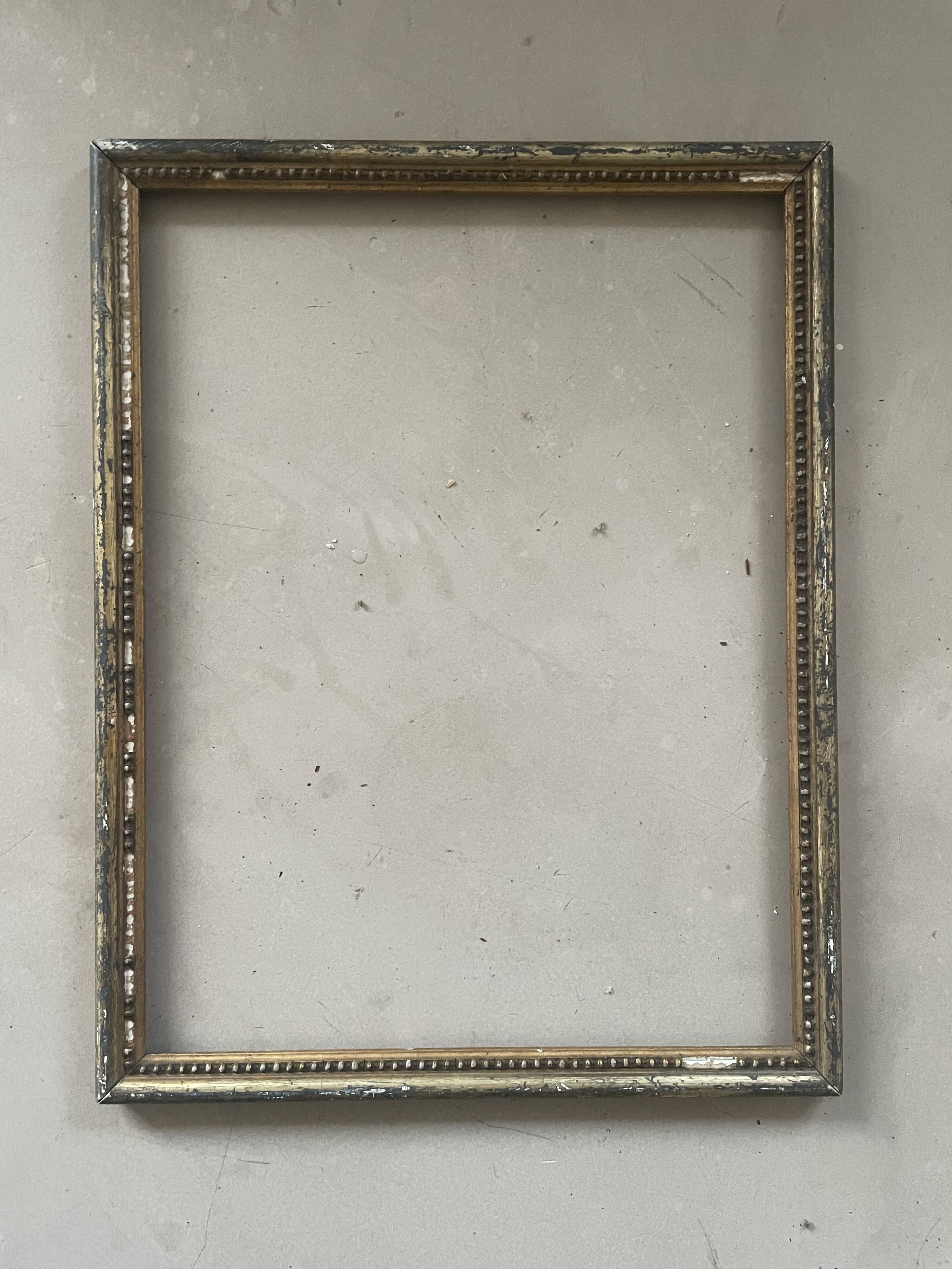Old beaded gold frame 33x42cm