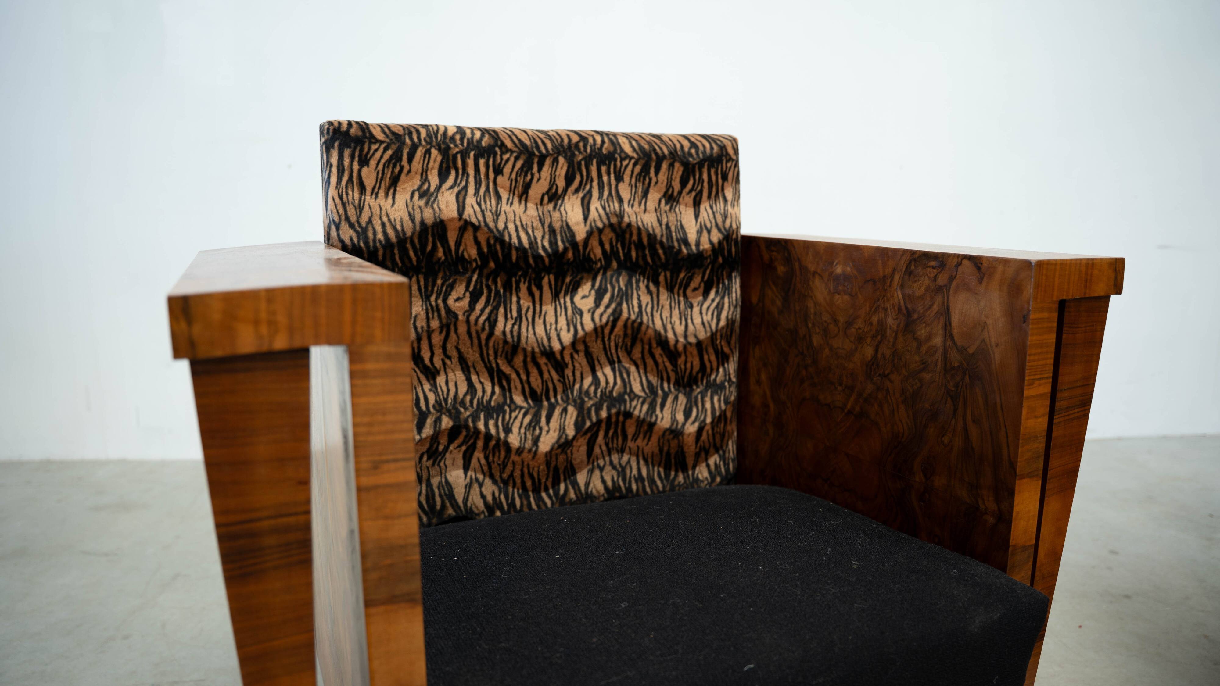 Set of two Art Deco lounge chairs