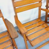 Vintage garden furniture set consisting of a table with extensions and 4 armchairs