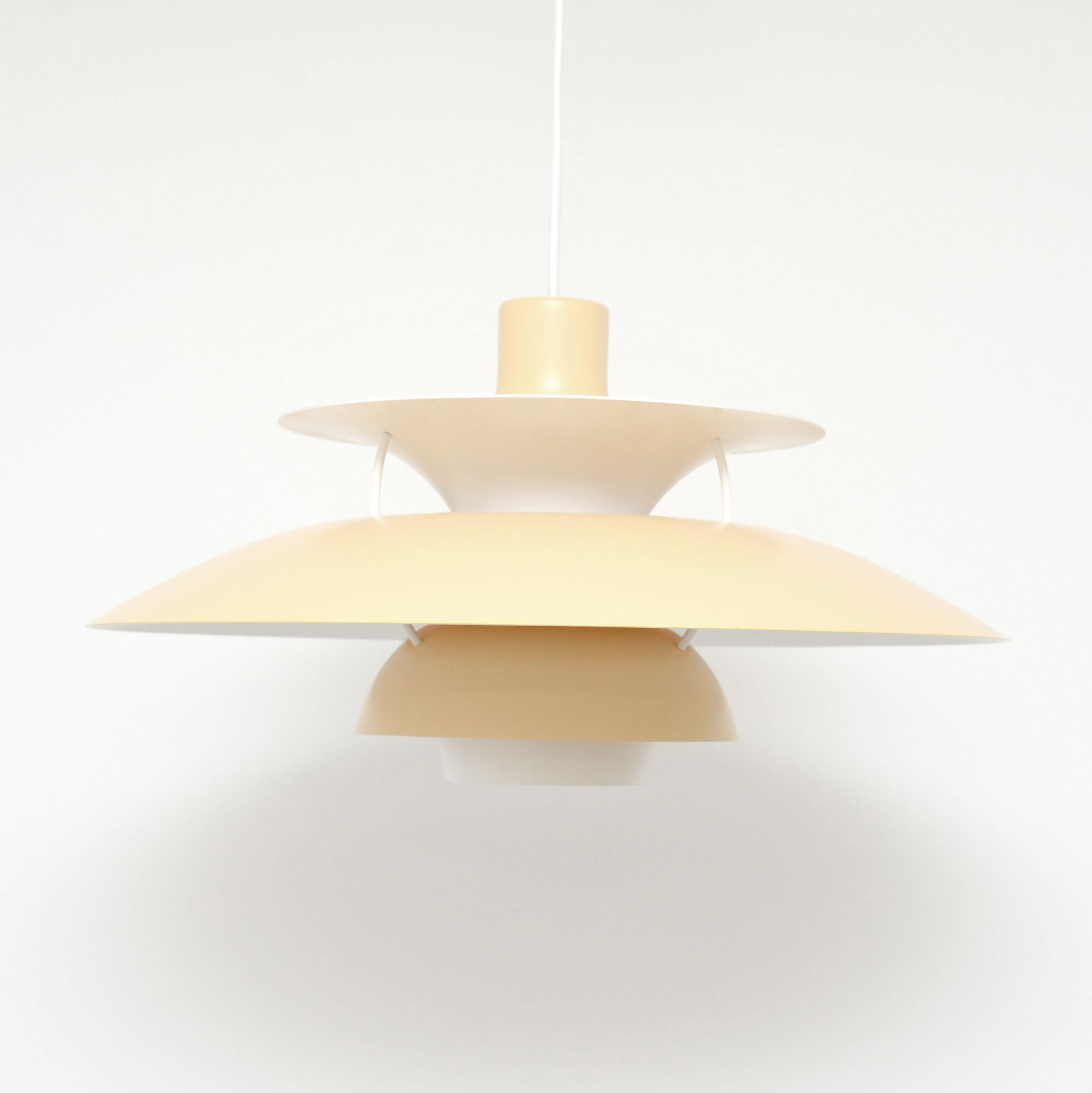 Vanilla PH5 lamp, P. Henningsen for L. Poulsen