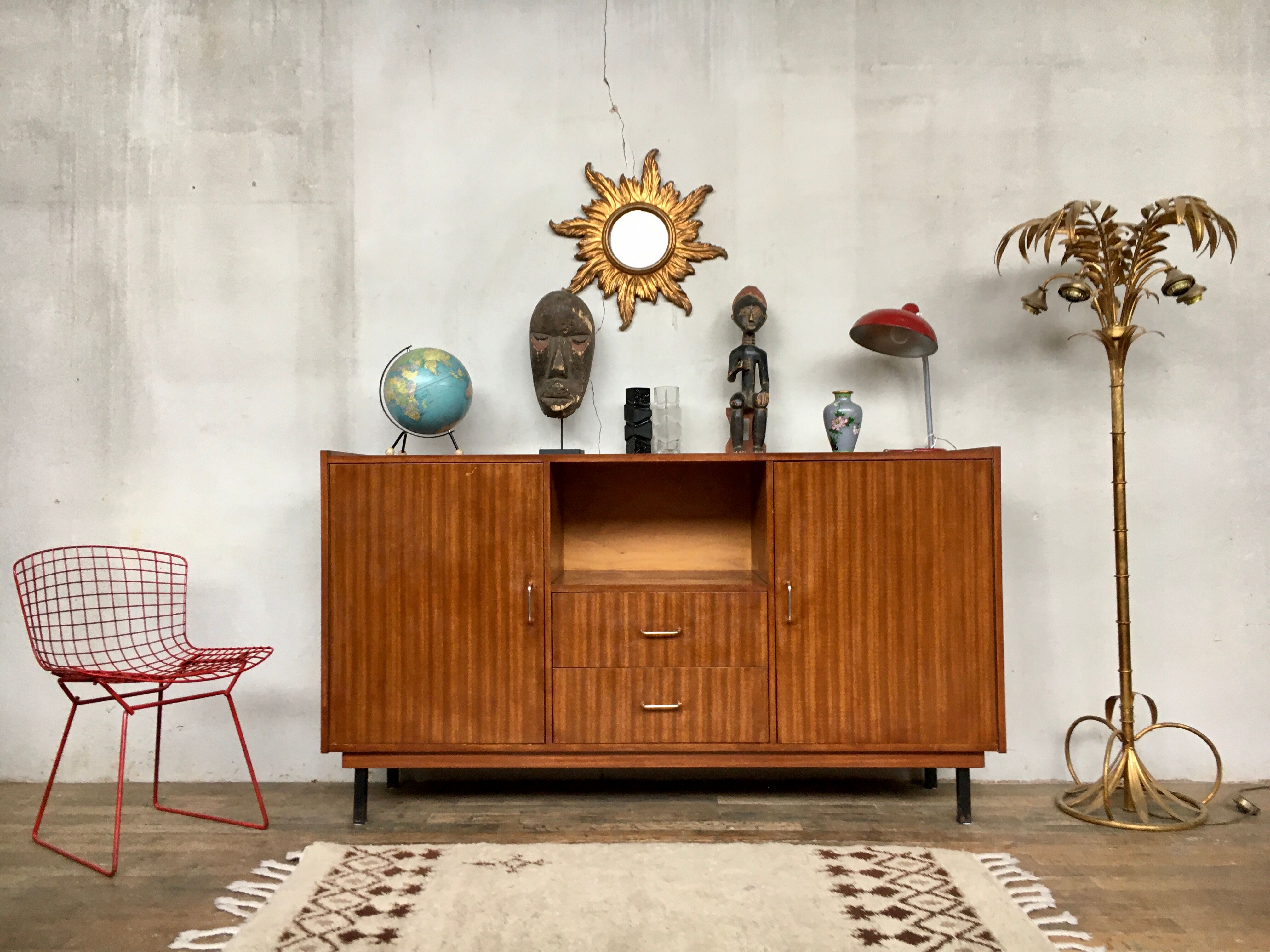 Enfilade meuble tv bahut moderniste vintage rétro en teck pieds métal noir
