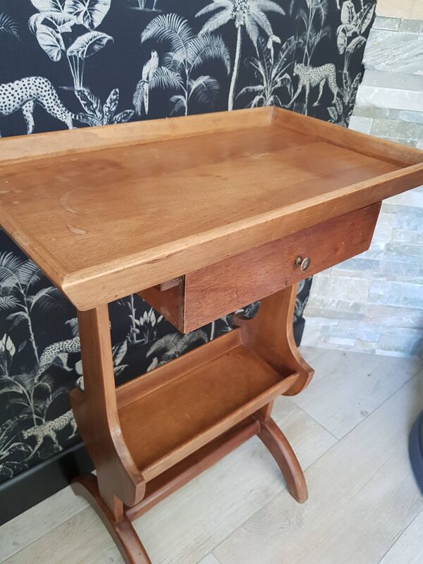 Travailleuse table d'appoint