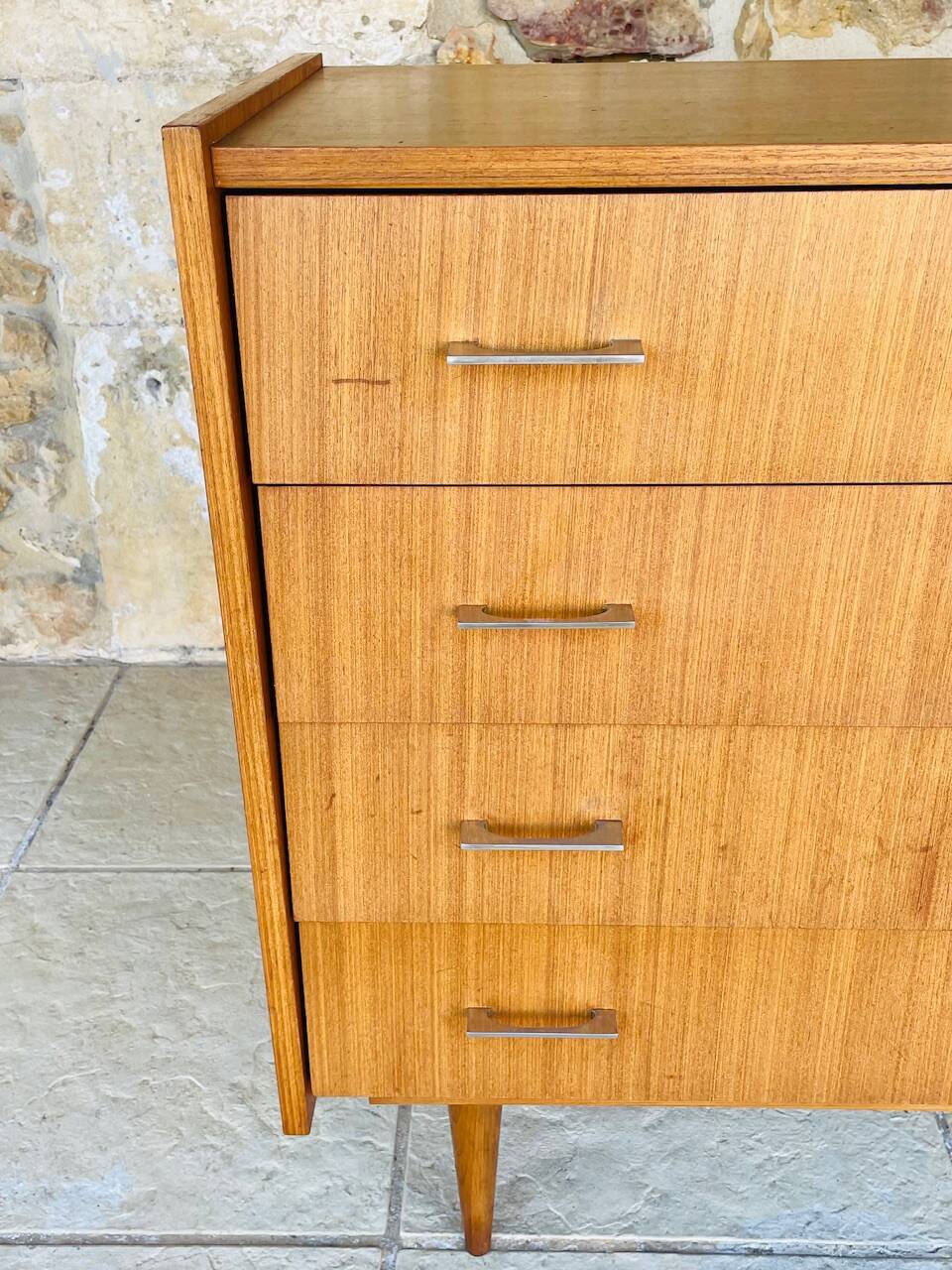 Vintage chest of drawers with 4 drawers by Capelle, circa 1960s.