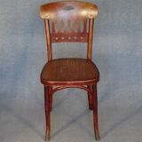 Set of 4 Thonet and Mundus Bistrot chairs 1910 to 1930